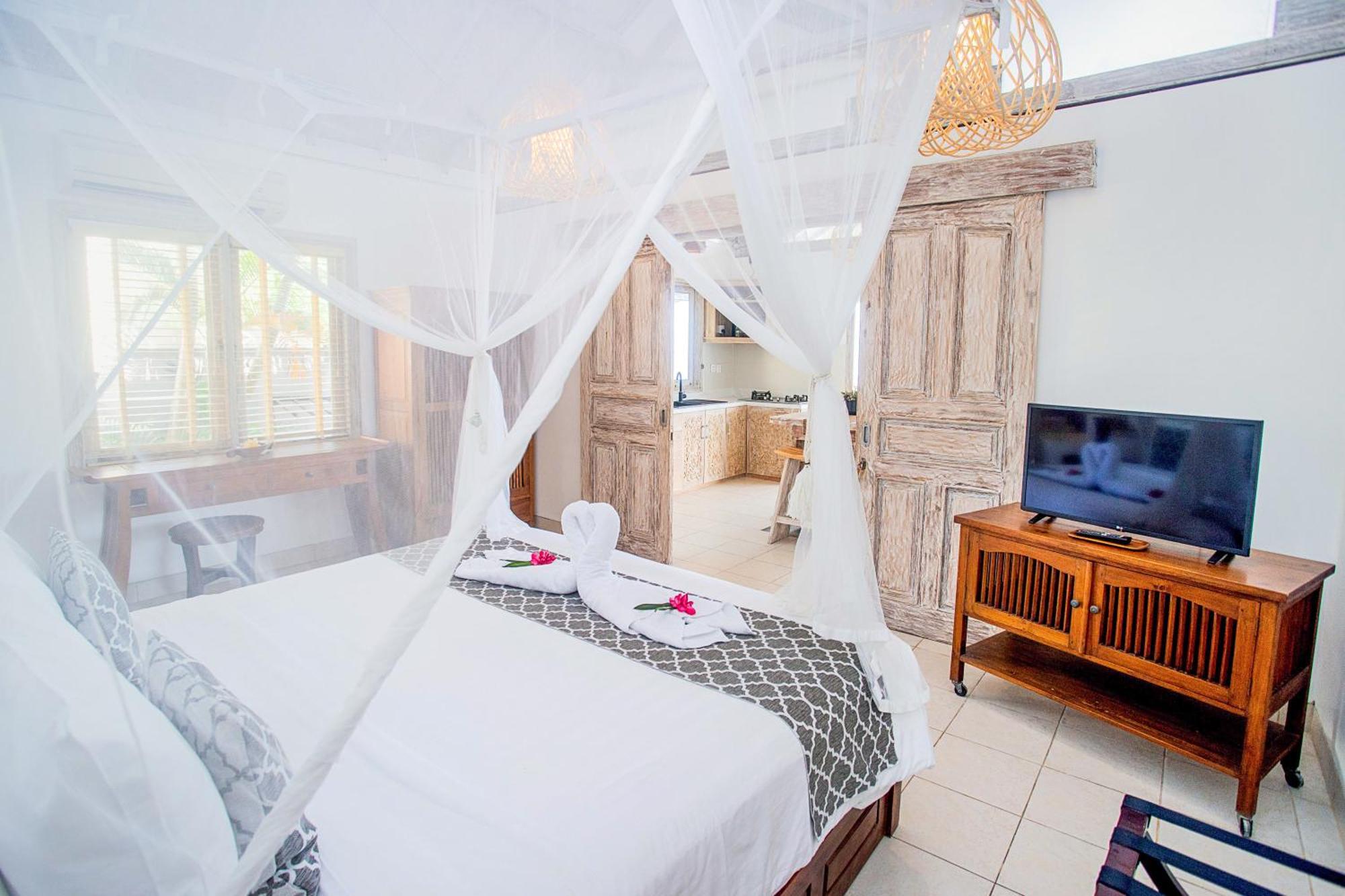 Villa Lanie Lembongan Экстерьер фото